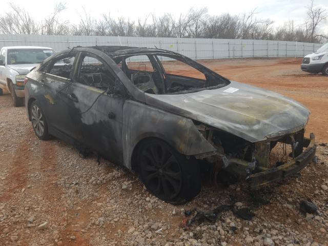 HYUNDAI SONATA SE 2014 with VIN 5NPEC4AB1EH811532 - Photo from auction