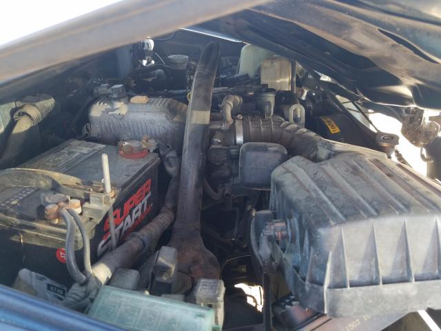 Photo 7 from auction – 2003 CHEVROLET TRACKER with VIN 2CNBJ13C536929576