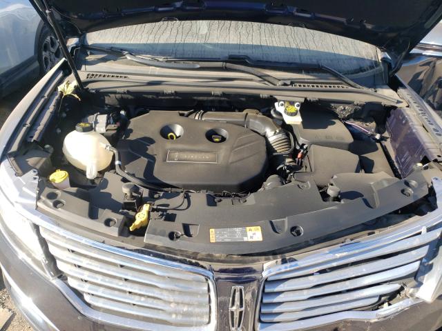 Photo 7 from auction – 2017 LINCOLN MKC RESERV with VIN 5LMCJ3D90HUL72021