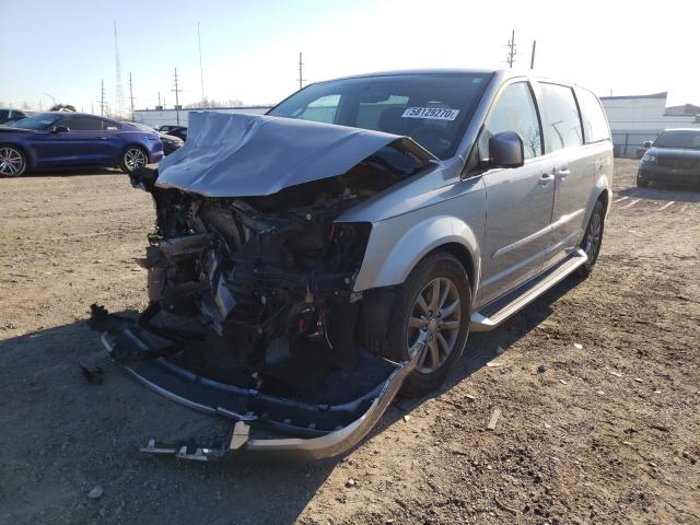 Photo 2 from auction – 2015 CHRYSLER TOWN & COU with VIN 2C4RC1HG9FR742787