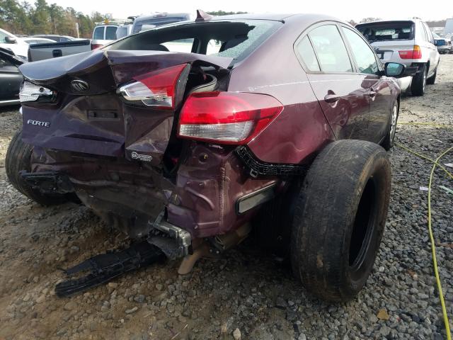 Photo 4 from auction – 2018 KIA FORTE with VIN 3KPFK4A72JE206582