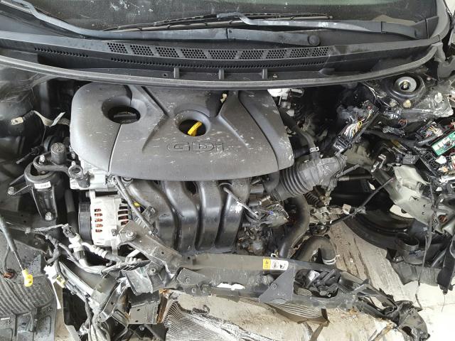 Photo 7 from auction – 2018 KIA FORTE EX with VIN 3KPFL4A82JE189854