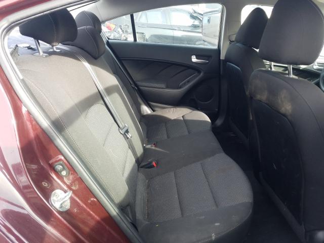 Photo 6 from auction – 2018 KIA FORTE with VIN 3KPFK4A72JE206582