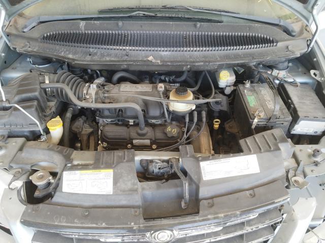 Photo 7 from auction – 2005 CHRYSLER TOWN & COU with VIN 2C4GP64L15R241595