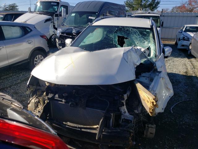 Photo 9 from auction – 2016 NISSAN ROGUE S with VIN KNMAT2MV6GP643547