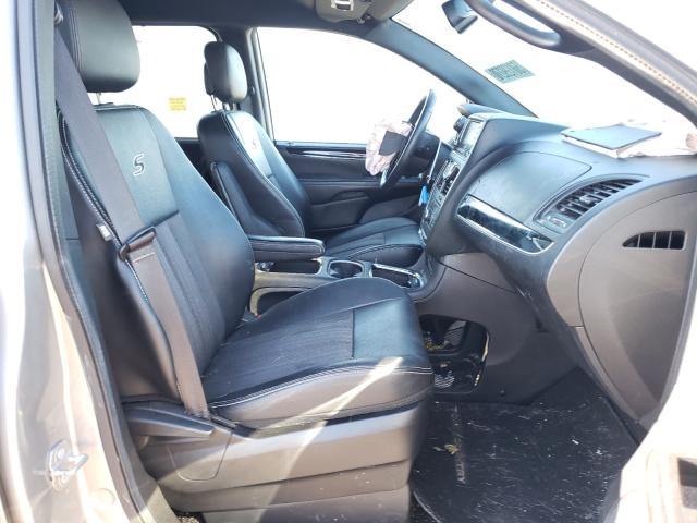 Photo 5 from auction – 2015 CHRYSLER TOWN & COU with VIN 2C4RC1HG9FR742787