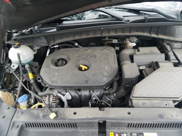Photo 7 from auction – 2018 HYUNDAI TUCSON SE with VIN KM8J2CA47JU801516