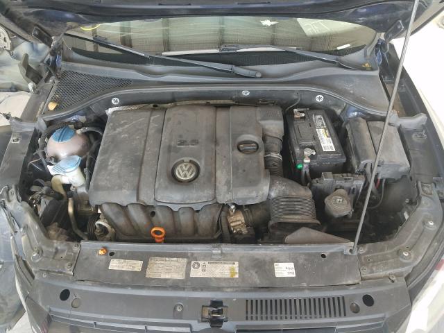 Photo 7 from auction – 2012 VOLKSWAGEN PASSAT SE with VIN 1VWBP7A39CC064754
