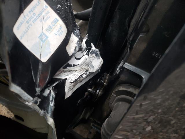 Photo 10 from auction – 2003 CHEVROLET TRAILBLAZE with VIN 1GNDT13S732252131