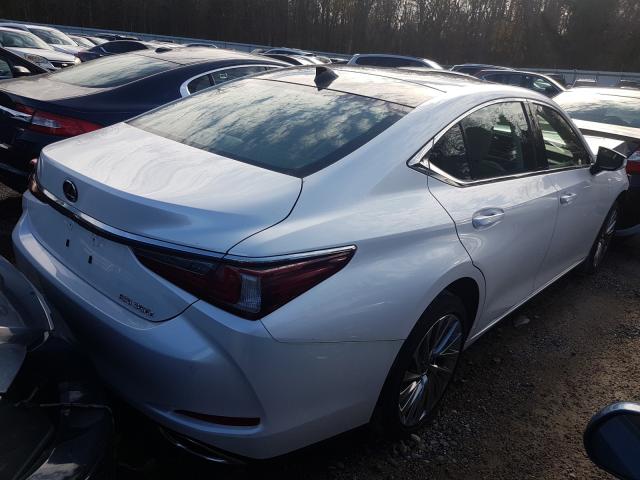 Photo 4 from auction – 2019 LEXUS ES 350 with VIN 58ABZ1B16KU031764