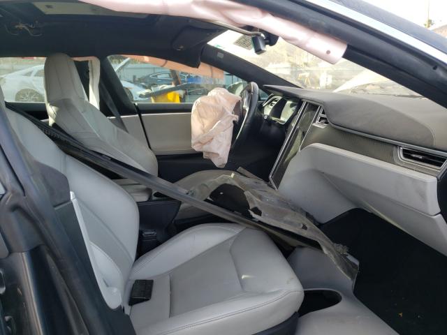 Photo 5 from auction – 2015 TESLA MODEL S 85 with VIN 5YJSA1H25FF088152