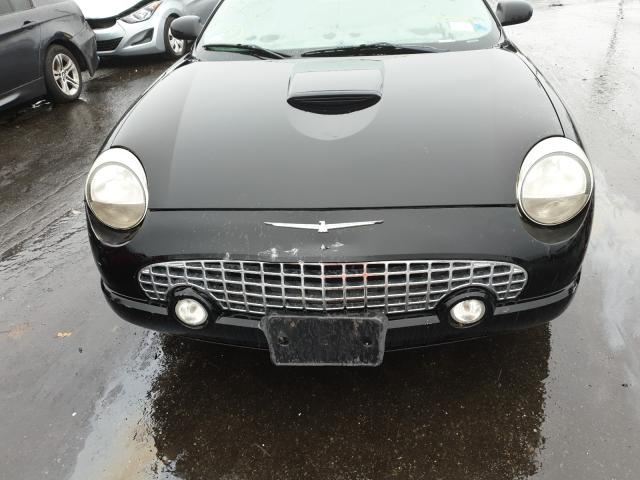 Photo 9 from auction – 2002 FORD THUNDERBIR with VIN 1FAHP60A72Y102304