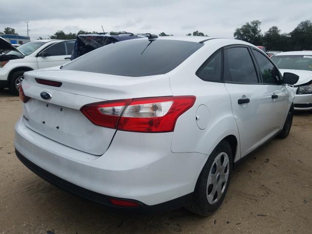 Photo 4 from auction – 2014 FORD FOCUS S with VIN 1FADP3E23EL391567