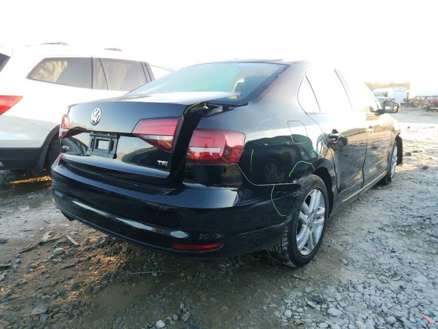 Photo 4 from auction – 2018 VOLKSWAGEN JETTA S with VIN 3VW2B7AJ6JM234092