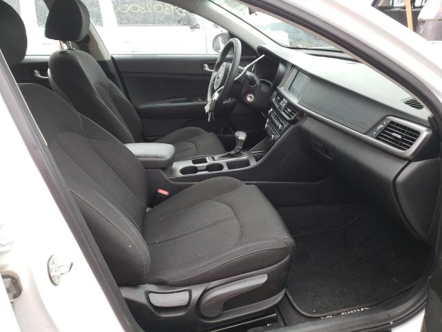 Photo 5 from auction – 2018 KIA OPTIMA LX with VIN 5XXGT4L33JG270763