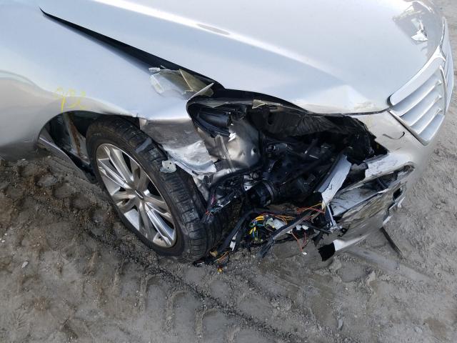 Photo 9 from auction – 2011 HYUNDAI GENESIS 4. with VIN KMHGC4DF8BU131079
