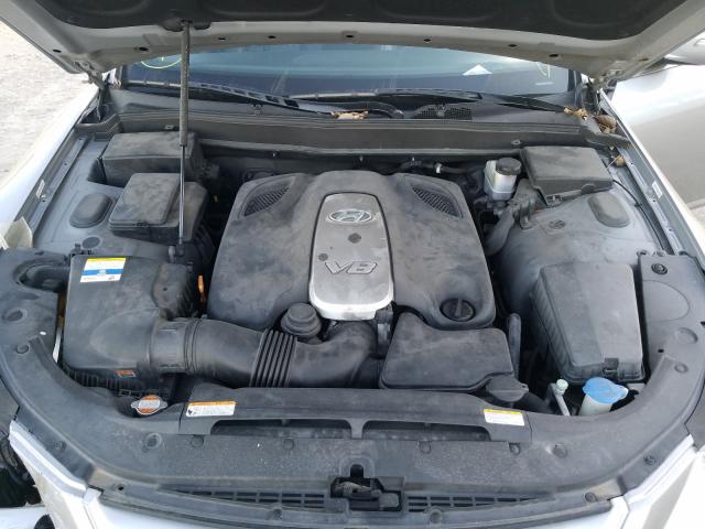 Photo 7 from auction – 2011 HYUNDAI GENESIS 4. with VIN KMHGC4DF8BU131079