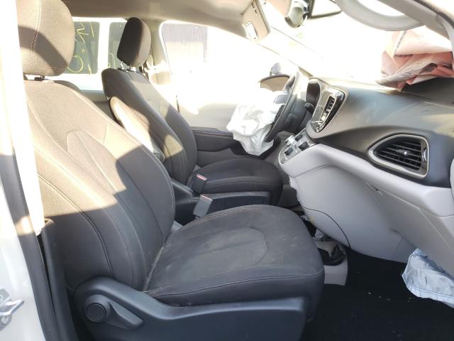 Photo 5 from auction – 2017 CHRYSLER PACIFICA T with VIN 2C4RC1DG6HR623233