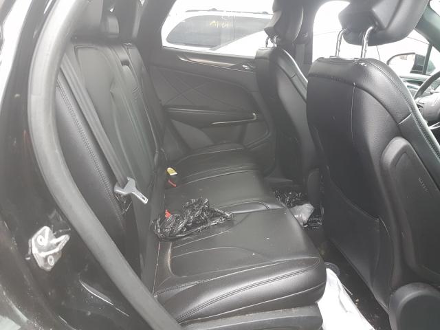 Photo 6 from auction – 2017 LINCOLN MKC PREMIE with VIN 5LMCJ1C92HUL39902