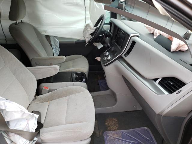 Photo 5 from auction – 2016 TOYOTA SIENNA LE with VIN 5TDKK3DCXGS737965