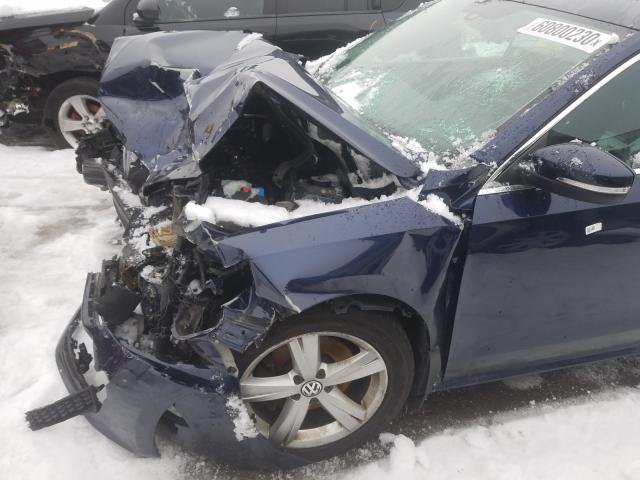 Photo 9 from auction – 2015 VOLKSWAGEN PASSAT SE with VIN 1VWBT7A37FC026214