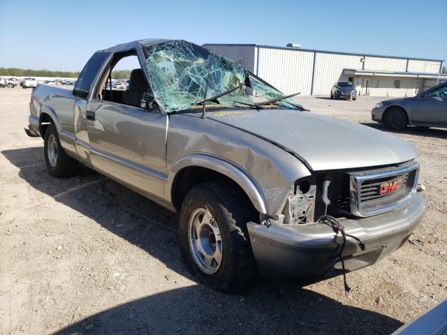 GMC SONOMA 2000 with VIN 1GTCS19W6Y8202701 - Photo from auction