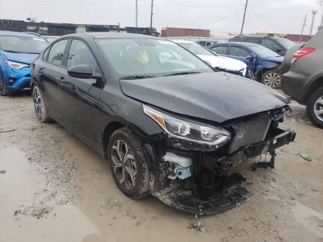 Photo 1 from auction – 2021 KIA FORTE FE with VIN 3KPF24AD5ME288303
