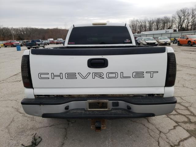 Photo 6 from auction – 2005 CHEVROLET SILVERADO with VIN 1GCEC14X65Z350567