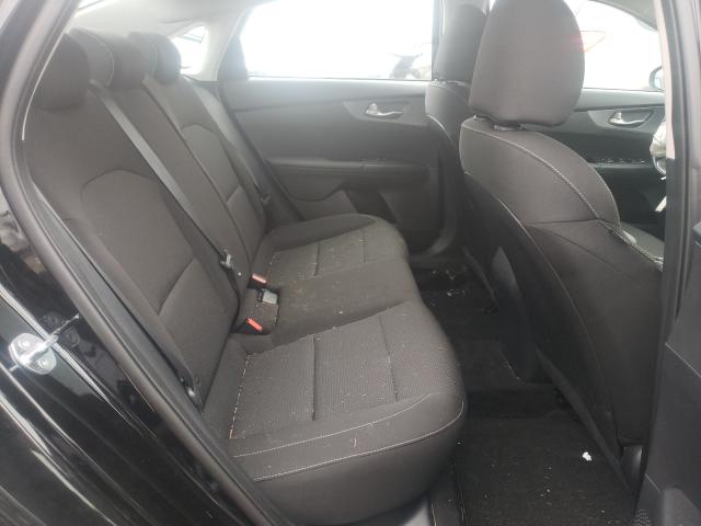 Photo 6 from auction – 2021 KIA FORTE FE with VIN 3KPF24AD5ME288303