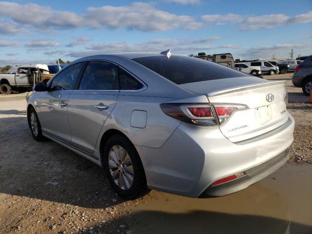 Photo 3 from auction – 2017 HYUNDAI SONATA HYB with VIN KMHE24L35HA075176