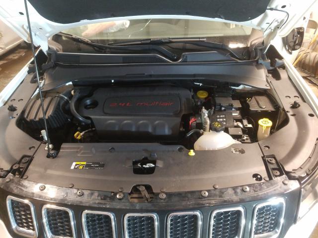 Photo 7 from auction – 2018 JEEP COMPASS LA with VIN 3C4NJDBBXJT457590
