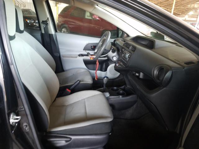Photo 5 from auction – 2014 TOYOTA PRIUS C with VIN JTDKDTB39E1073276