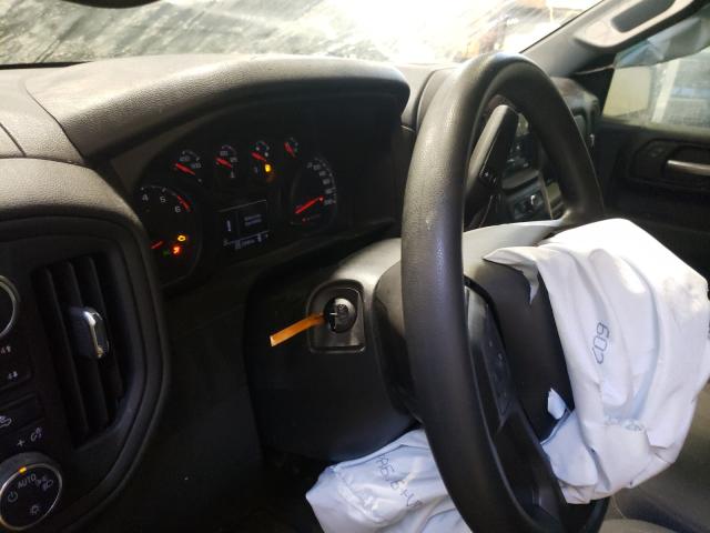 Photo 9 from auction – 2019 CHEVROLET SILVERADO with VIN 1GCRYCEF1KZ264440