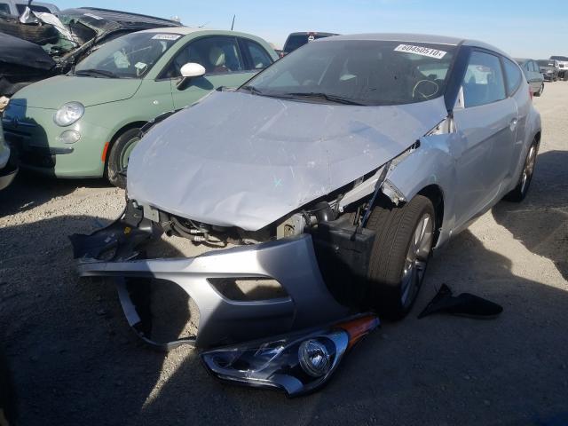 Photo 2 from auction – 2017 HYUNDAI VELOSTER with VIN KMHTC6AD5HU308337