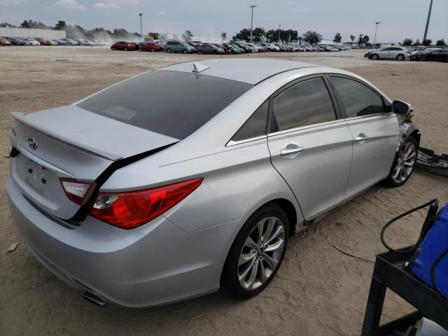 Photo 4 from auction – 2013 HYUNDAI SONATA SE with VIN 5NPEC4AC1DH765837