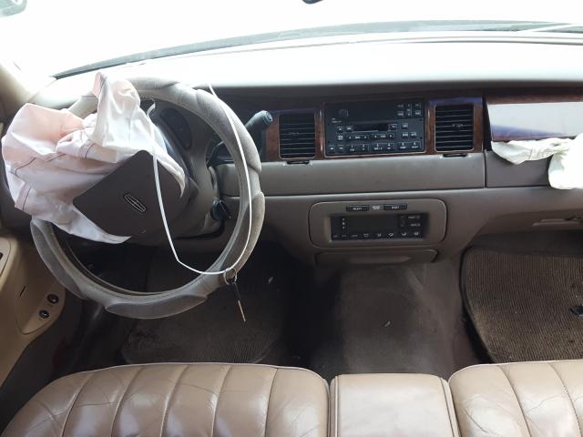 Photo 9 from auction – 1998 LINCOLN TOWN CAR E with VIN 1LNFM81W8WY641564