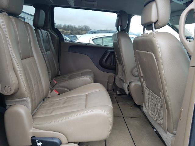 Photo 6 from auction – 2013 CHRYSLER TOWN & COU with VIN 2C4RC1CG8DR736564