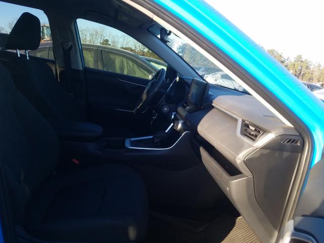 Photo 5 from auction – 2019 TOYOTA RAV4 LE with VIN JTMH1RFV1KD041837