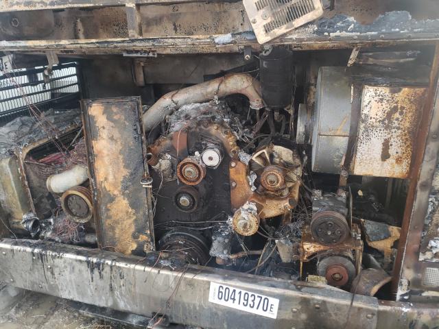 Photo 7 from auction – 2000 COUN COACH with VIN 2PCM33492X1026939