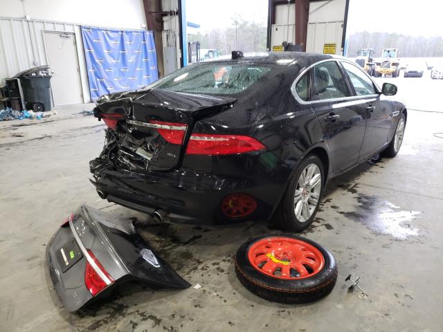 Photo 4 from auction – 2017 JAGUAR XF PREMIUM with VIN SAJBD4BV9HCY32090