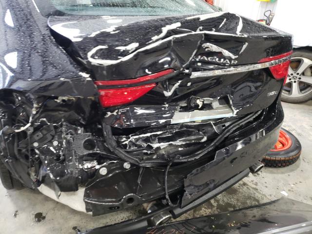 Photo 9 from auction – 2017 JAGUAR XF PREMIUM with VIN SAJBD4BV9HCY32090