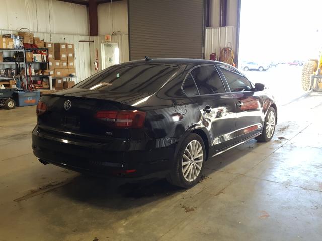 Photo 4 from auction – 2016 VOLKSWAGEN JETTA SEL with VIN 3VWL07AJ9GM326655