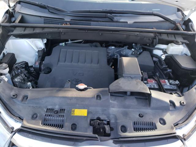 Photo 7 from auction – 2016 TOYOTA HIGHLANDER with VIN 5TDBKRFH7GS346705