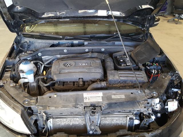 Photo 7 from auction – 2016 VOLKSWAGEN JETTA SEL with VIN 3VWL07AJ9GM326655