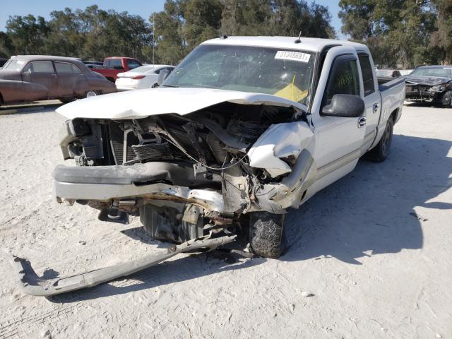 Photo 2 from auction – 2005 CHEVROLET SILVERADO with VIN 2GCEC13T351247498