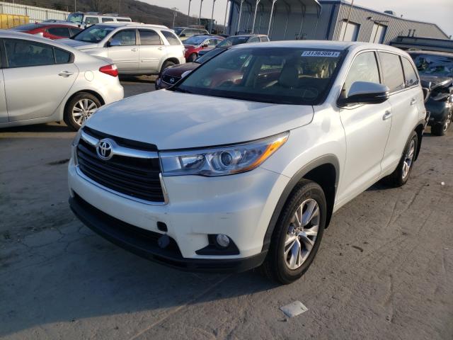 Photo 2 from auction – 2016 TOYOTA HIGHLANDER with VIN 5TDBKRFH7GS346705
