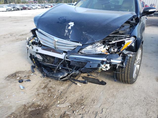 Photo 9 from auction – 2012 HYUNDAI GENESIS 3. with VIN KMHGC4DD1CU207466