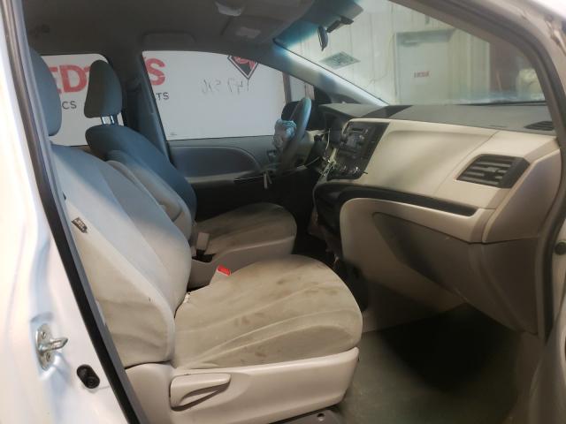 Photo 5 from auction – 2012 TOYOTA SIENNA BAS with VIN 5TDKA3DC8CS011003
