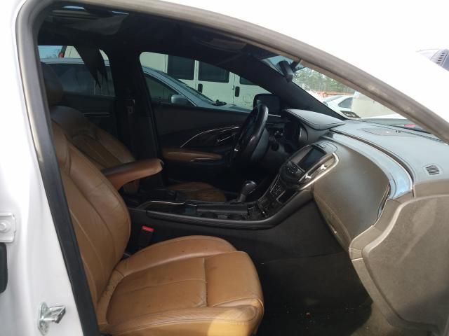 Photo 5 from auction – 2016 BUICK LACROSSE with VIN 1G4GB5G38GF105409