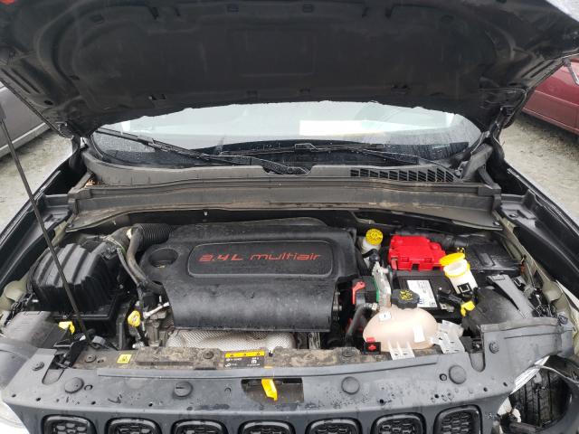 Photo 7 from auction – 2018 JEEP RENEGADE L with VIN ZACCJABB0JPJ51976
